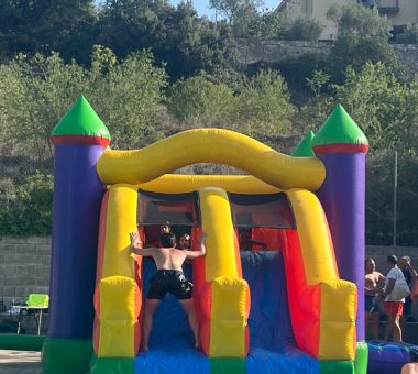 INFLABLES ACUATICS - CASTILLO DOBLE RESBALADILLA 2